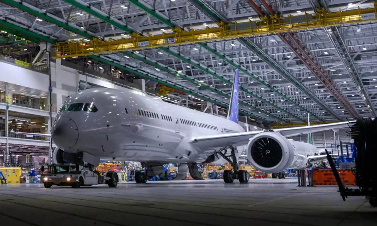 റിയാദ് എയറിന്റെ കൂടുതൽ ഡ്രീംലൈനറുകൾ അണിയറയിൽ ഒരുങ്ങുന്നു റിയാദ് എയറിന്റെ കൂടുതൽ ഡ്രീംലൈനറുകൾ അണിയറയിൽ ഒരുങ്ങുന്നു