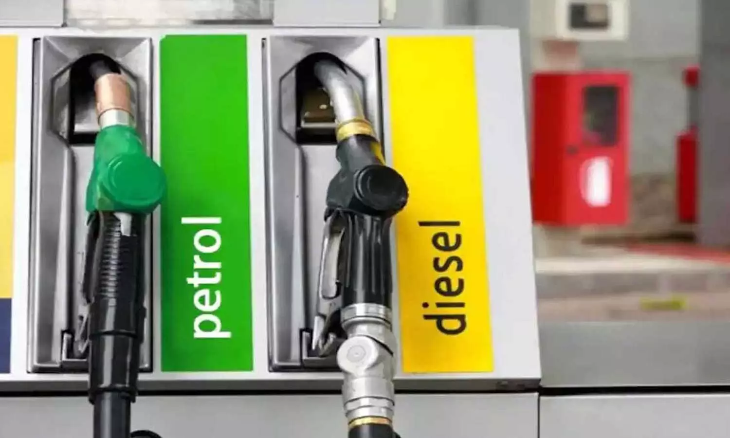 110 രൂപക്കും 210 രൂപക്കുമാണോ പെട്രോൾ അടിക്കാറുള്ളത്? എങ്കില് ഇക്കാര്യങ്ങള് കൂടി അറിഞ്ഞിരിക്കാം... 110 രൂപക്കും 210 രൂപക്കുമാണോ പെട്രോൾ അടിക്കാറുള്ളത്? എങ്കില് ഇക്കാര്യങ്ങള് കൂടി അറിഞ്ഞിരിക്കാം...