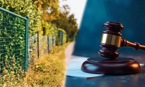 വാങ്ങിയത് 14,000 രൂപക്ക്, ഇന്ന് കോടികളുടെ മൂല്യം; 62 വർഷത്തെ നിയമപോരാട്ടം വിജയിച്ച് 80കാരൻ വാങ്ങിയത് 14,000 രൂപക്ക്, ഇന്ന് കോടികളുടെ മൂല്യം; 62 വർഷത്തെ നിയമപോരാട്ടം വിജയിച്ച് 80കാരൻ