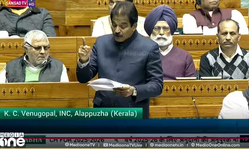 ദേശീയപാത വികസനത്തിനായി കോടിക്കണക്കിന് രൂപ ഫണ്ട് അനുവദിച്ചിട്ടും വലിയ അഴിമതി; പാർലമെന്റിൽ ചർച്ചയാക്കി കെ.സി വേണുഗോപാൽ