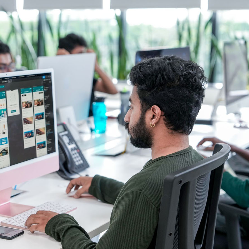 ആഴ്ചയിൽ നാല് ദിവസം മാത്രം ജോലി? പുതിയ തൊഴിൽ നിയമങ്ങൾ പറയുന്നതെന്ത്