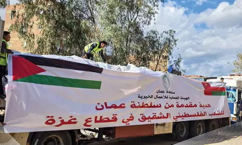 ഗസ്സയിലേക്ക് കൂടുതൽ സഹായമെത്തിച്ച് ഒമാൻ