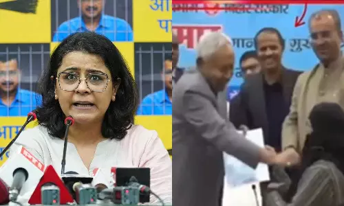 AAP Leader Against Nitish Kumar over Veil Removing of Woman AAP Leader Against Nitish Kumar over Veil Removing of Woman