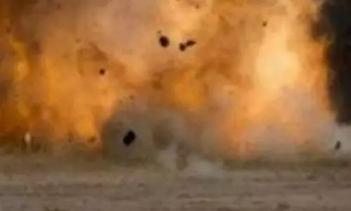 പിണറായിയിൽ സിപിഎം പ്രവർത്തകന്റെ കൈപ്പത്തി തകർന്നത് പടക്കം പൊട്ടിയെന്ന് പൊലീസ് പിണറായിയിൽ സിപിഎം പ്രവർത്തകന്റെ കൈപ്പത്തി തകർന്നത് പടക്കം പൊട്ടിയെന്ന് പൊലീസ്