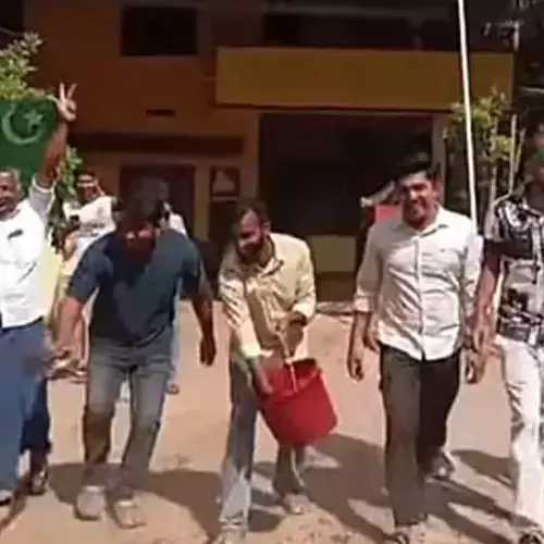 ചങ്ങരോത്ത് പഞ്ചായത്തിൽ വെള്ളം തളിച്ച് ശുദ്ധിയാക്കിയ സംഭവം തള്ളി ലീഗ്