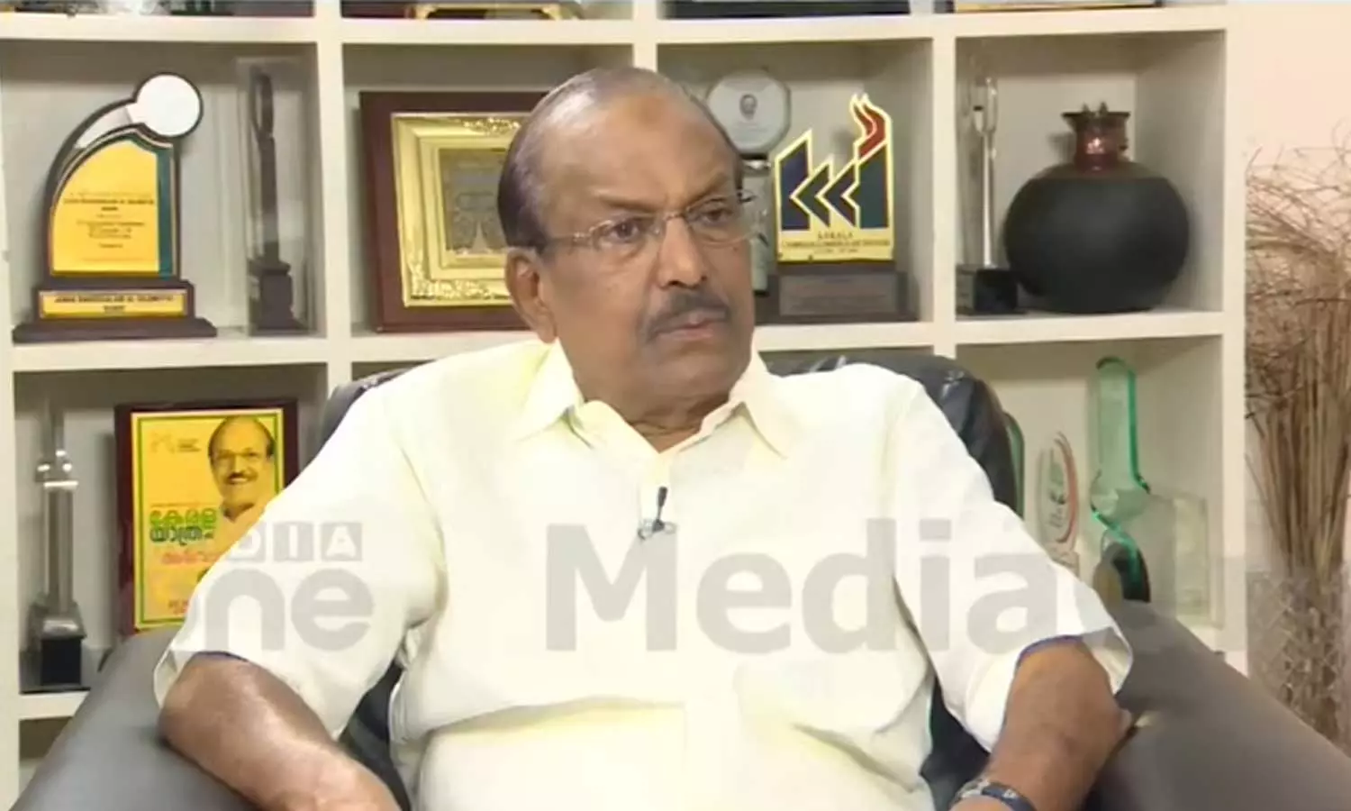 സര്ക്കാരിനെ ജനങ്ങള്ക്ക് മടുത്തു, ഇനി തിരുത്താന് സമയമില്ല: പി.കെ കുഞ്ഞാലിക്കുട്ടി സര്ക്കാരിനെ ജനങ്ങള്ക്ക് മടുത്തു, ഇനി തിരുത്താന് സമയമില്ല: പി.കെ കുഞ്ഞാലിക്കുട്ടി