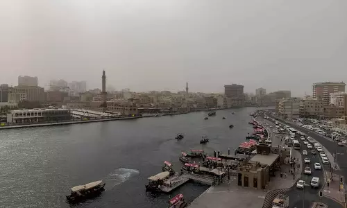 ശക്തമായ മഴ: യുഎഇയിൽ പൊതുപാർക്കുകളും ബീച്ചുകളും അടച്ചിടും ശക്തമായ മഴ: യുഎഇയിൽ പൊതുപാർക്കുകളും ബീച്ചുകളും അടച്ചിടും