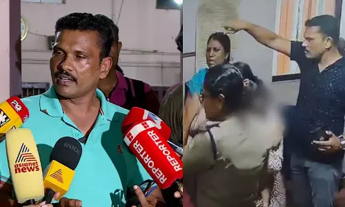 ഗർഭിണിയുടെ മുഖത്തടിച്ച സംഭവം; എസ്എച്ച്ഒ പ്രതാപചന്ദ്രന് സസ്പെൻഷൻ ഗർഭിണിയുടെ മുഖത്തടിച്ച സംഭവം; എസ്എച്ച്ഒ പ്രതാപചന്ദ്രന് സസ്പെൻഷൻ