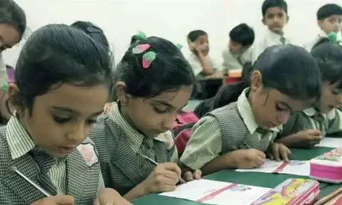 ക്രമക്കേട് ആരോപിച്ച് ക്രിസ്ത്യൻ മാനേജ്‌മെന്റ് സ്‌കൂൾ ഏറ്റെടുത്ത് ഗുജറാത്ത് സർക്കാർ