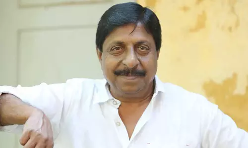നടൻ ശ്രീനിവാസൻ അന്തരിച്ചു