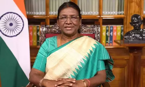 ഇനിമുതൽ മഹാത്മാഗാന്ധി തൊഴിലുറപ്പ് പദ്ധതിയല്ല, വിബി-ജി റാം ജി ബില്ലിൽ ഒപ്പുവെച്ച് രാഷ്ട്രപതി