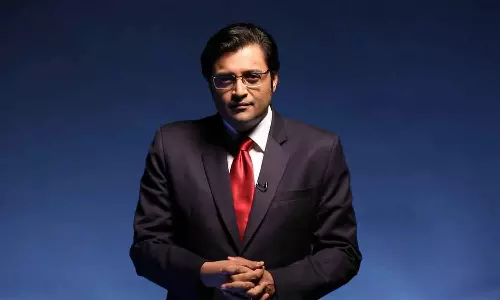 കേന്ദ്രസർക്കാരിനും സുപ്രിംകോടതിക്കും ചാനലിൽ വിമർശനം; അർണബ് ഗോസ്വാമിക്ക് എന്ത് പറ്റി?