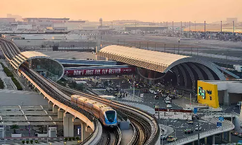 ക്രിസ്മസ് പ്രമാണിച്ച് വിനോദയാത്ര,  വിമാനനിരക്ക് വർധന കാരണം ഇന്ത്യയിലേക്കുള്ള യാത്രകൾ ഒഴിവാക്കി യുഎഇയിലെ പ്രവാസികൾ