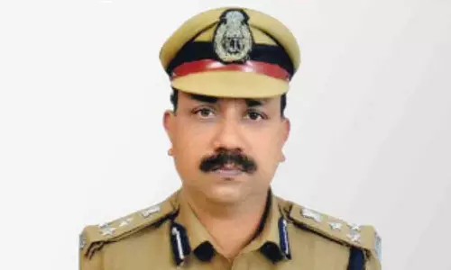 അഴിമതിക്കേസില്‍ ഒടുവില്‍ നടപടി; ഡിഐജി വിനോദ്കുമാറിന് സസ്‌പെന്‍ഷന്‍