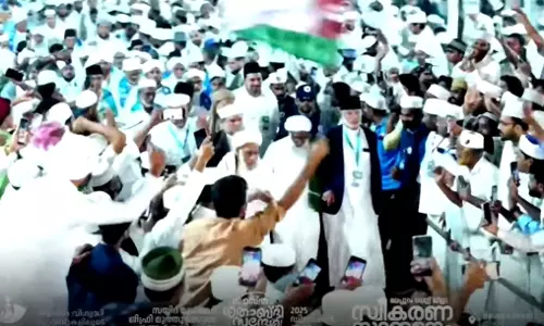 ജിഫ്രി മുത്തുകോയ തങ്ങൾ നയിക്കുന്ന ശതാബ്ദി സന്ദേശയാത്രയ്ക്ക് ഇന്ന് മലപ്പുറത്ത് സ്വീകരണം