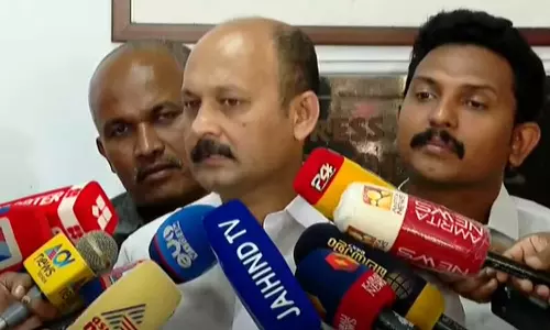 കെപിസിസി മാനദണ്ഡങ്ങൾ പാലിച്ച് തന്നെയാണ് മേയറെ നിശ്ചയിച്ചത്, വിജയത്തിന്റെ ശോഭ കെടുത്തരുത്: ഡിസിസി പ്രസിഡന്റ് മുഹമ്മദ് ഷിയാസ് കെപിസിസി മാനദണ്ഡങ്ങൾ പാലിച്ച് തന്നെയാണ് മേയറെ നിശ്ചയിച്ചത്, വിജയത്തിന്റെ ശോഭ കെടുത്തരുത്: ഡിസിസി പ്രസിഡന്റ് മുഹമ്മദ് ഷിയാസ്