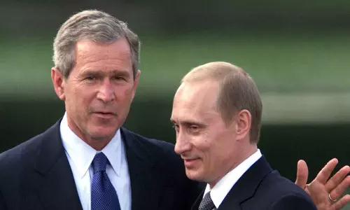 ആണവായുധങ്ങളുള്ള ഭരണകൂടം:  പാകിസ്താനെ കുറിച്ച് അന്ന് പുടിനും ബുഷും ആശങ്ക പങ്കുവെച്ചു, രേഖകള്‍ പുറത്ത്