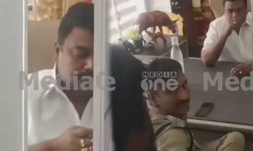 ശബരിമല വിഗ്രഹക്കടത്ത് പരാതി; ബാലമുരുഗനെയും ഇടനിലക്കാരന്‍ ശ്രീകൃഷ്ണനെയും ചോദ്യം ചെയ്യുന്നു