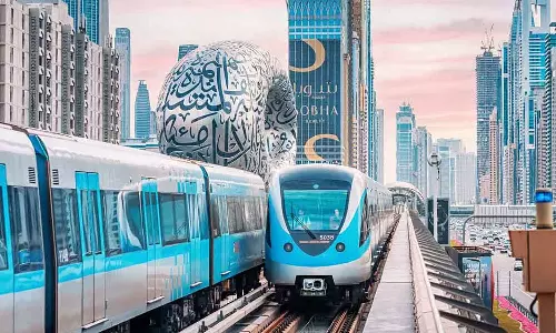 പുതുവത്സരാഘോഷം: 43 മണിക്കൂർ തുടർച്ചയായ സർവീസുമായി ദുബൈ മെട്രോ