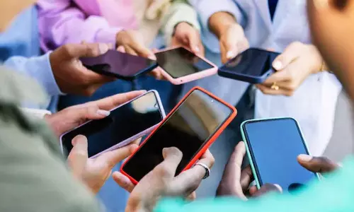 ഫുഡ് റീലുകൾ അയച്ച് പലരും കൊതിപ്പിക്കും, പക്ഷേ വീണുപോകരുത്; അറിയാം ഡോപ്പമിൻ ട്രാപ്പിനെക്കുറിച്ച്‌