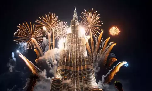 പുതുവർഷത്തെ വരവേൽക്കാൻ ദുബൈ നഗരത്തിൽ വിപുലമായ ഒരുക്കങ്ങൾ തുടങ്ങി