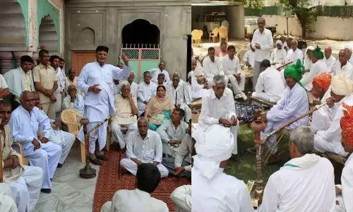 കൗമാരക്കാർക്ക് ഫോണും ഷോട്‌സും വേണ്ട; നിരോധിച്ച് യുപിയിലെ ഖാപ് പഞ്ചായത്ത്