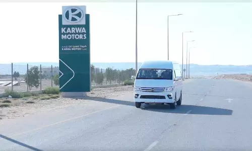 ഒമാന്റെ നിരത്തുകൾ കീഴടക്കാൻ പുതിയ മിനി ബസുകൾ