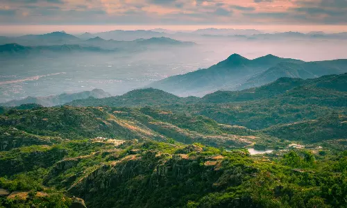 ആരവല്ലിയിൽ സുപ്രിംകോടതി ഇടപെടൽ; തിങ്കളാഴ്ച കേസ് പരിഗണിക്കും