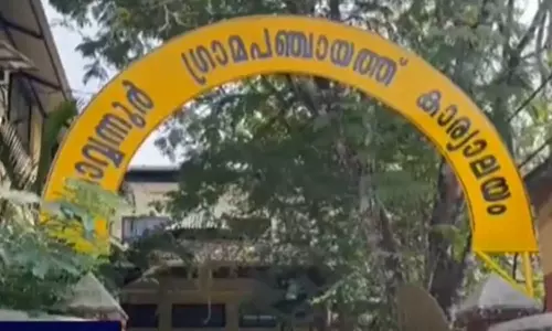 എസ്‍ഡിപിഐ  പിന്തുണയോടെ ജയിച്ച വൈസ് പ്രസിഡണ്ടിനെയും പുറത്താക്കി കോണ്‍ഗ്രസ്; ചൊവ്വന്നൂരില്‍ വീണ്ടും നടപടി