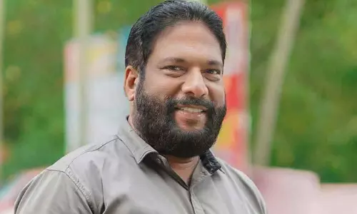 ആർ ശ്രീലേഖയ്ക്ക് പൊലീസ് ആയിരുന്നതിന്റെ അധികാര ഹുങ്ക്: എംഎൽഎ ഓഫീസ് ഒഴിയാനാവശ്യപ്പെട്ടതിൽ സിപിഎം