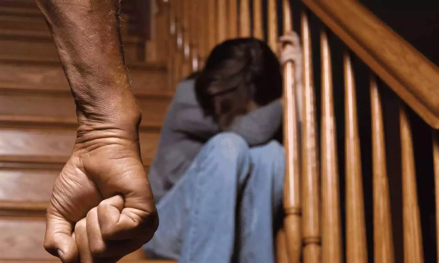 പ്രായപൂര്ത്തിയാകാത്ത പെണ്കുട്ടിയെ മയക്കുമരുന്ന് നല്കി ക്രൂരമായി പീഡിപ്പിച്ച പ്രതികള് പിടിയില് പ്രായപൂര്ത്തിയാകാത്ത പെണ്കുട്ടിയെ മയക്കുമരുന്ന് നല്കി ക്രൂരമായി പീഡിപ്പിച്ച പ്രതികള് പിടിയില്