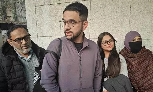 14 ദിവസത്തെ സ്വാതന്ത്ര്യത്തിനുശേഷം ഉമർ തിഹാറിലേക്ക് മടങ്ങി; ഫോട്ടോയും കുറിപ്പും പങ്കുവെച്ച് കുടുംബം