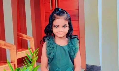 കോഴിക്കോട് കരിയാത്തുംപാറയിൽ ആറ് വയസുകാരി മുങ്ങി മരിച്ചു