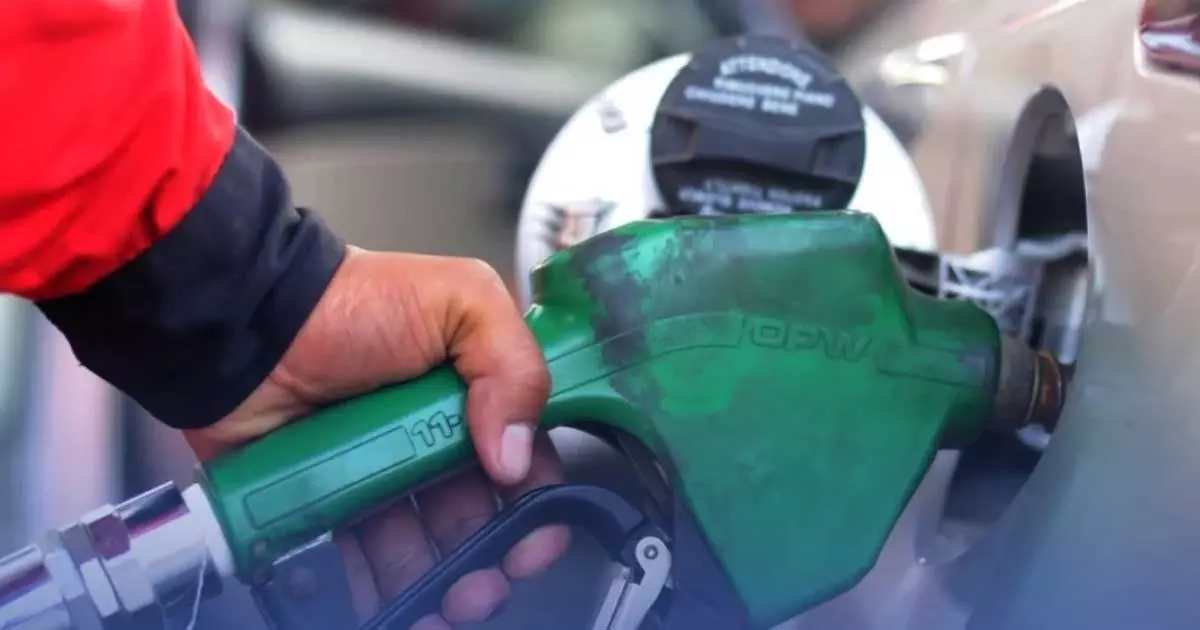 നിയമലംഘനം; സൗദിയിൽ മൂന്ന് പെട്രോൾ പമ്പുകൾ അടച്ചുപൂട്ടി നിയമലംഘനം; സൗദിയിൽ മൂന്ന് പെട്രോൾ പമ്പുകൾ അടച്ചുപൂട്ടി