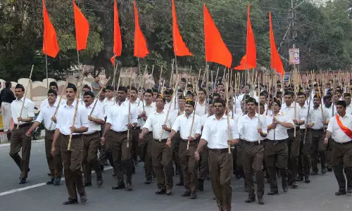 2500 സംഘടനകള്‍: ആര്‍എസ്എസിന്റെ ദുരൂഹ നെറ്റ്‌വർക്കിൻ്റെ കഥ; വായിക്കാം കാരവൻ്റെ അന്വേഷണ റിപ്പോർട്ട്