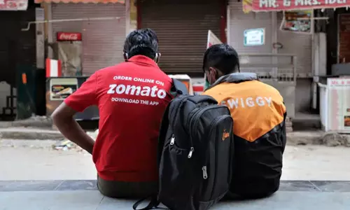 പുതുവത്സരത്തലേന്ന് പ്രഖ്യാപിച്ച രാജ്യവ്യാപക പണിമുടക്കില്‍ നിന്ന് പിന്മാറണം; ഡെലിവറി തൊഴിലാളികള്‍ക്ക് വാഗ്ദാനവുമായി സ്വിഗ്ഗി, സൊമാറ്റോ