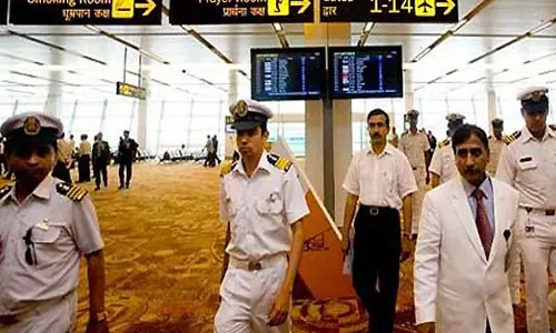 വിമാനത്താവളങ്ങളിലെ കസ്റ്റംസ് പരിശോധന; ക്യാമറയിൽ പകർത്തണമെന്ന് കേന്ദ്ര സർക്കാർ