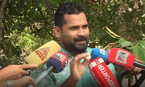 Jaffer denies allegations of defection for money