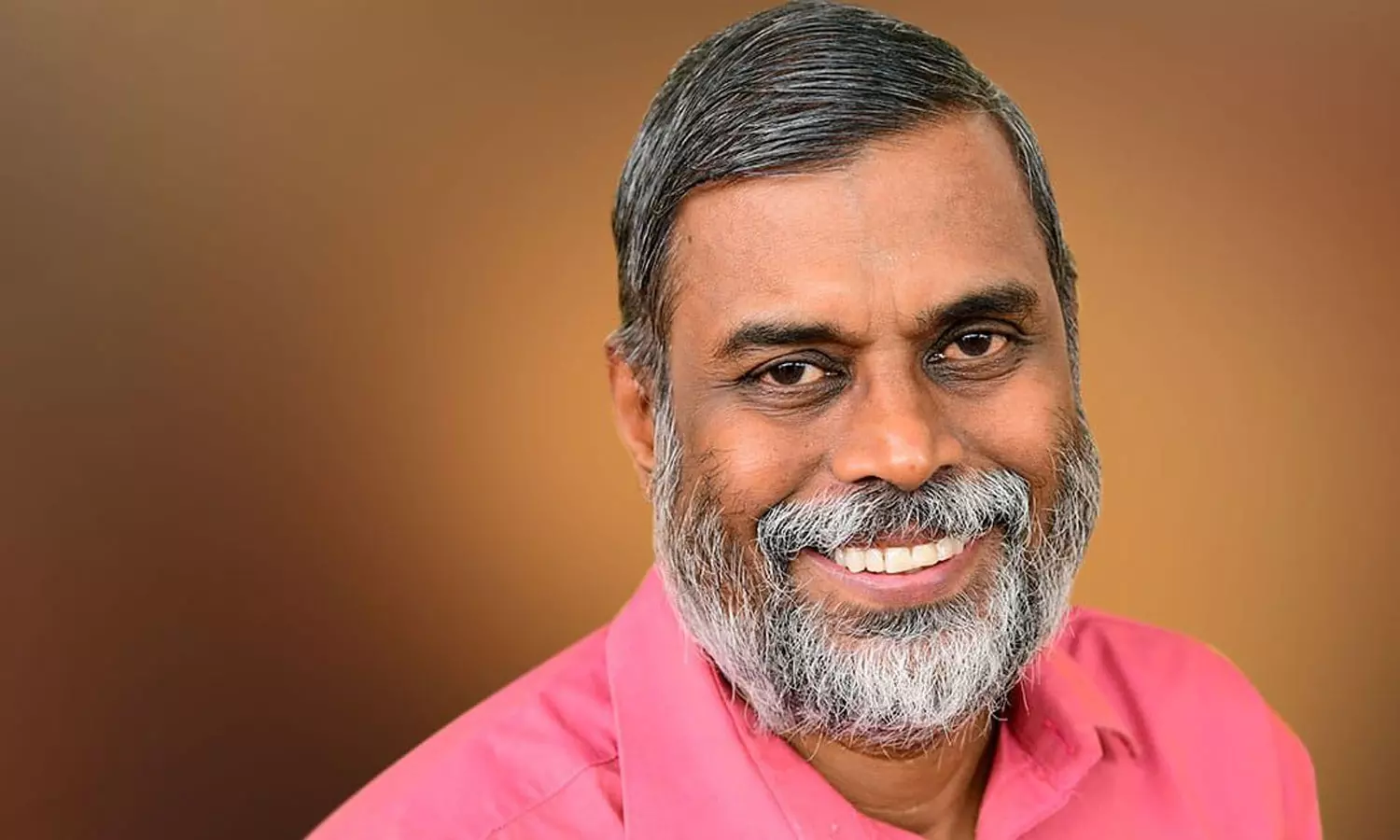 ഒമാൻ നാഷണൽ പ്രവാസി സാഹിത്യോത്സവ് ടി ഡി രാമകൃഷ്ണൻ ഉദ്ഘാടനം ചെയ്യും ഒമാൻ നാഷണൽ പ്രവാസി സാഹിത്യോത്സവ് ടി ഡി രാമകൃഷ്ണൻ ഉദ്ഘാടനം ചെയ്യും