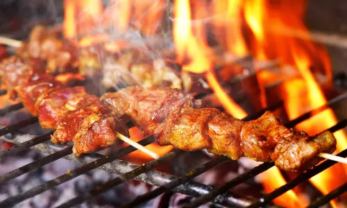 അൽ ഐനിൽ ജബൽ ഹഫീത്തിലെ വിവിധ പാർക്കിങ് ഏരിയകളികളിൽ ബാർബിക്യൂ നിരോധിച്ചു അൽ ഐനിൽ ജബൽ ഹഫീത്തിലെ വിവിധ പാർക്കിങ് ഏരിയകളികളിൽ ബാർബിക്യൂ നിരോധിച്ചു