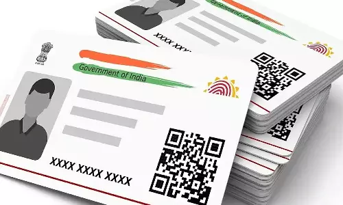 ഈ തെറ്റ് നിങ്ങളുടെ ബാങ്ക് അക്കൗണ്ട് വരെ കാലിയാക്കും; ആധാർ ഉടമകൾക്ക് കർശന മുന്നറിയിപ്പുമായി സർക്കാർ
