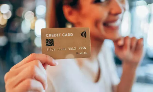 സ്ത്രീകൾക്കായി സർക്കാർ ക്രെഡിറ്റ് കാർഡ്, ഇൻഷൂറൻസ്, വായ്പകൾ; കാത്തിരിക്കുന്നത് വൻ പ്രഖ്യാപനങ്ങൾ