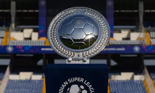 ഐഎസ്എൽ വരുന്നു ; സീസൺ ഫെബ്രുവരി 14ന് തുടങ്ങാൻ തീരുമാനം