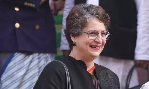 വനാവകാശ നിയമപ്രകാരം ദുര്‍ബലരായ ഗോത്രവിഭാഗങ്ങള്‍ക്ക് കേരള സര്‍ക്കാര്‍ അവകാശങ്ങള്‍ ഉറപ്പാക്കണം; സർക്കാരിന് കത്തയച്ച് പ്രിയങ്ക ഗാന്ധി