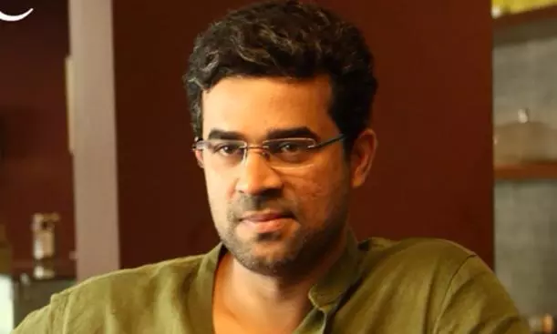 ഇരട്ടത്താപ്പിന്റെ റാണിമാര്, പുരുഷൻമാരെ ആക്രമിക്കാനുണ്ടാക്കിയ വാട്സ് ആപ്പ് ഗ്രൂപ്പ്; ഡബ്ല്യുസിസിയെ അധിക്ഷേപിച്ച് വിജയ് ബാബു ഇരട്ടത്താപ്പിന്റെ റാണിമാര്, പുരുഷൻമാരെ ആക്രമിക്കാനുണ്ടാക്കിയ വാട്സ് ആപ്പ് ഗ്രൂപ്പ്; ഡബ്ല്യുസിസിയെ അധിക്ഷേപിച്ച് വിജയ് ബാബു