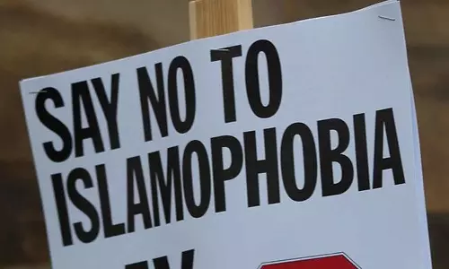 തെരഞ്ഞെടുപ്പിനെ ഇസ്‌ലാമോഫോബിയ പ്രചാരണത്തിലൂടെ നേരിടാനുള്ള ശ്രമം സിപിഎം തിരുത്തണം; സംയുക്ത പ്രസ്താവനയുമായി സാമൂഹിക-സാംസ്‌കാരിക പ്രവർത്തകർ