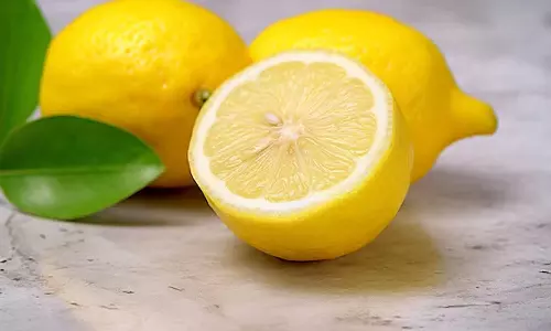 നാരങ്ങയേക്കാൾ പോഷകസമൃദ്ധം, നാരങ്ങയുടെ തൊലി കളയല്ലേ