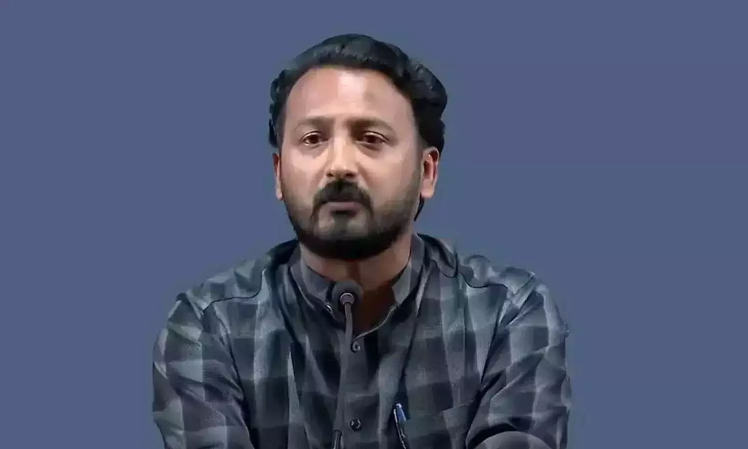 മൂന്നാം ബലാത്സംഗക്കേസ്: റിമാൻഡിലായ രാഹുൽ മാങ്കൂട്ടത്തലിനെ സബ് ജയിലിൽ എത്തിച്ചു മൂന്നാം ബലാത്സംഗക്കേസ്: റിമാൻഡിലായ രാഹുൽ മാങ്കൂട്ടത്തലിനെ സബ് ജയിലിൽ എത്തിച്ചു