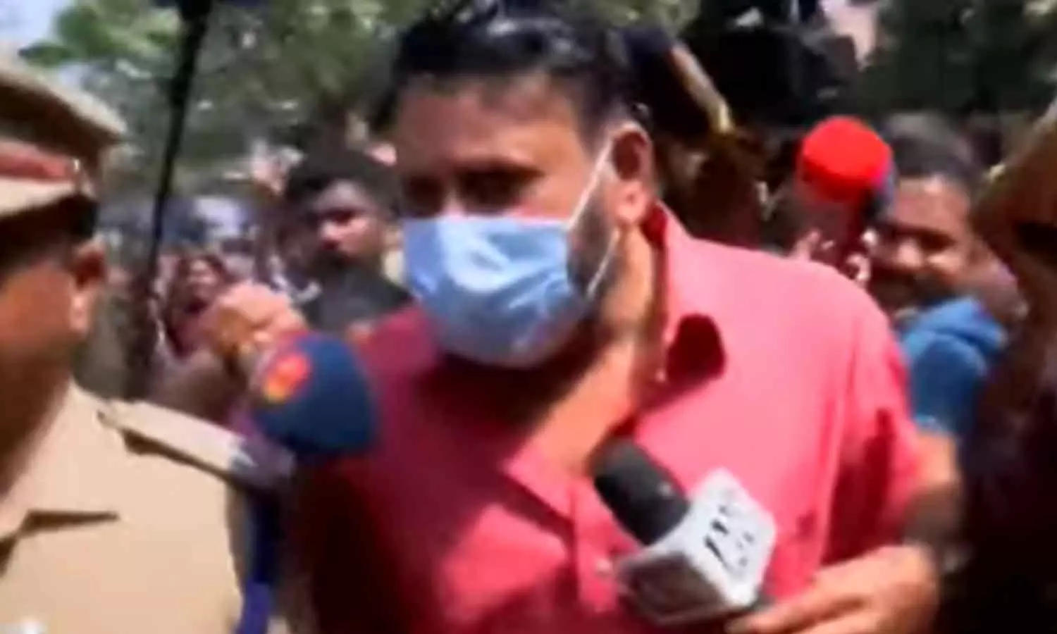 ശബരിമല സ്വർണക്കൊള്ള; തന്ത്രി കണ്ഠരര് രാജീവരര് വീണ്ടും ജയിലിലേക്ക്