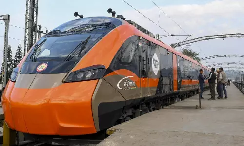 തേര്‍ഡ് എസിക്ക് 960 രൂപ, ആര്‍എസി ഇല്ല; വന്ദേഭാരത് സ്ലീപ്പര്‍ ടിക്കറ്റ് നിരക്കുകൾ പ്രഖ്യാപിച്ചു